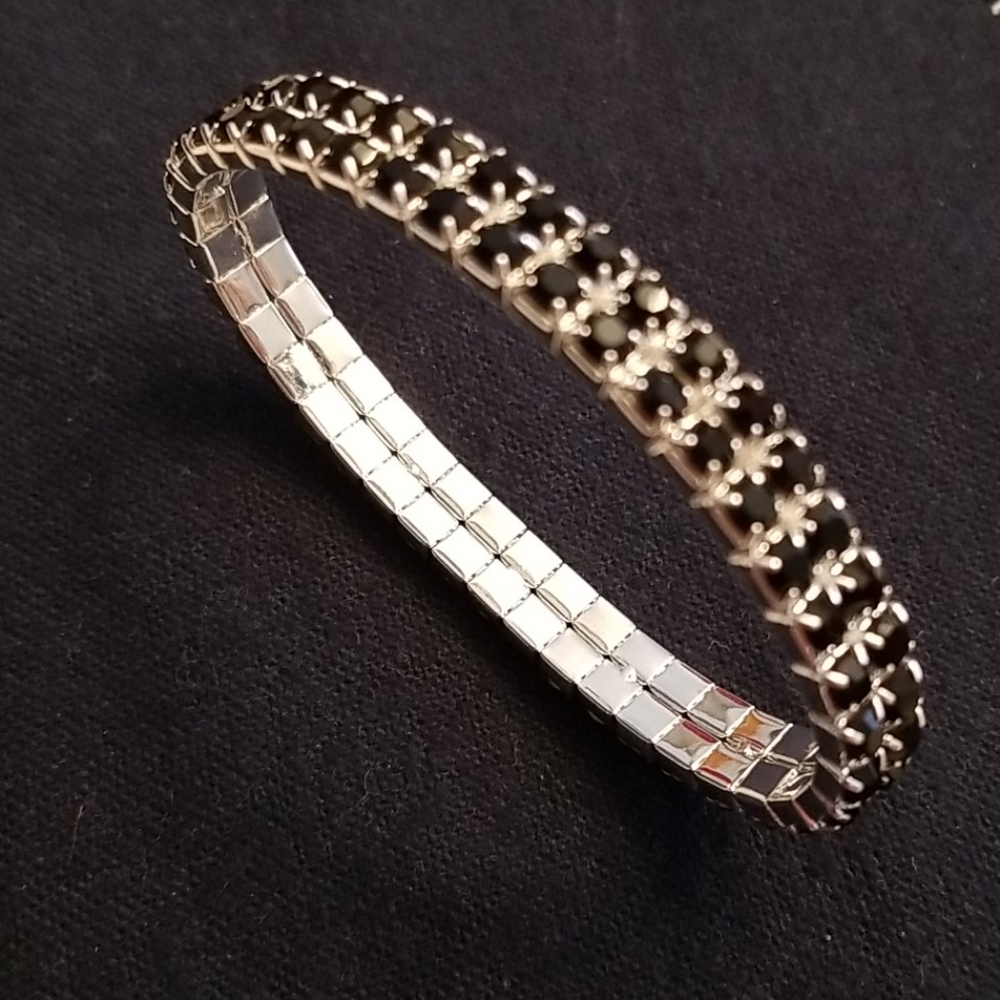 🔥Austrian black crystal bracelet